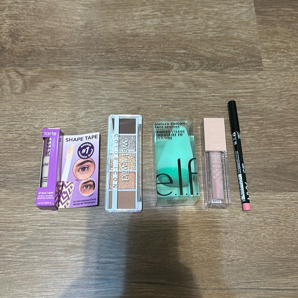 Makeup bundle of 5 products